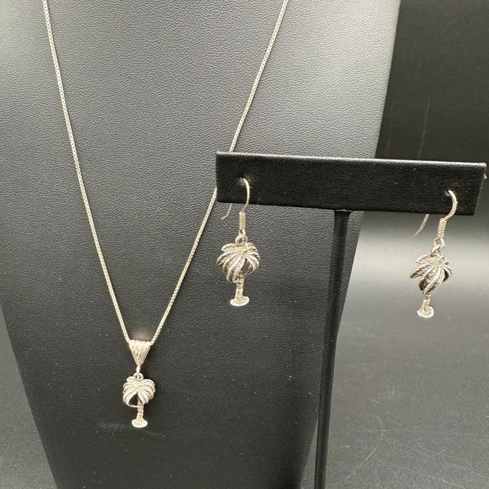 Sterling Silver Palm Tree Pendant & Earring Set 925 Italy 20"‎ Chain With Box